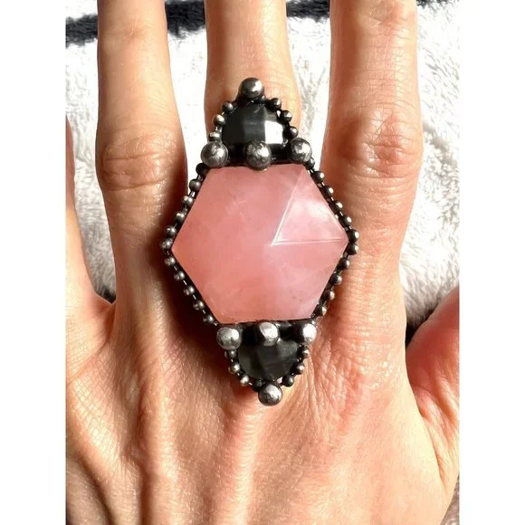 MASSIVE Rose Quartz Love Statement Ring - Picture 6 of 12